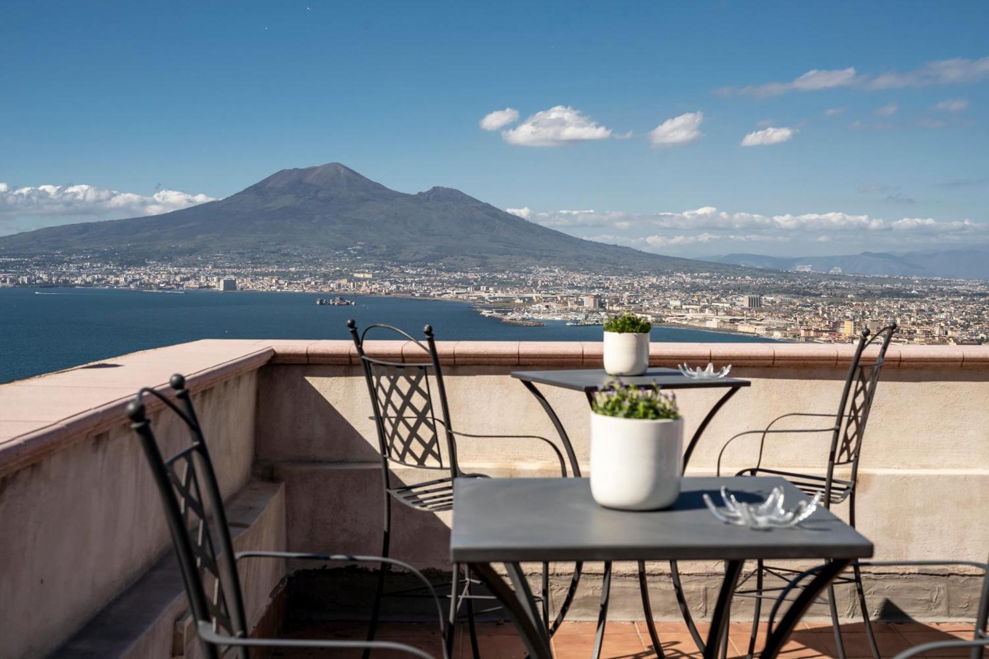 Le Suite Del Castello Castellammare di Stabia Exterior photo