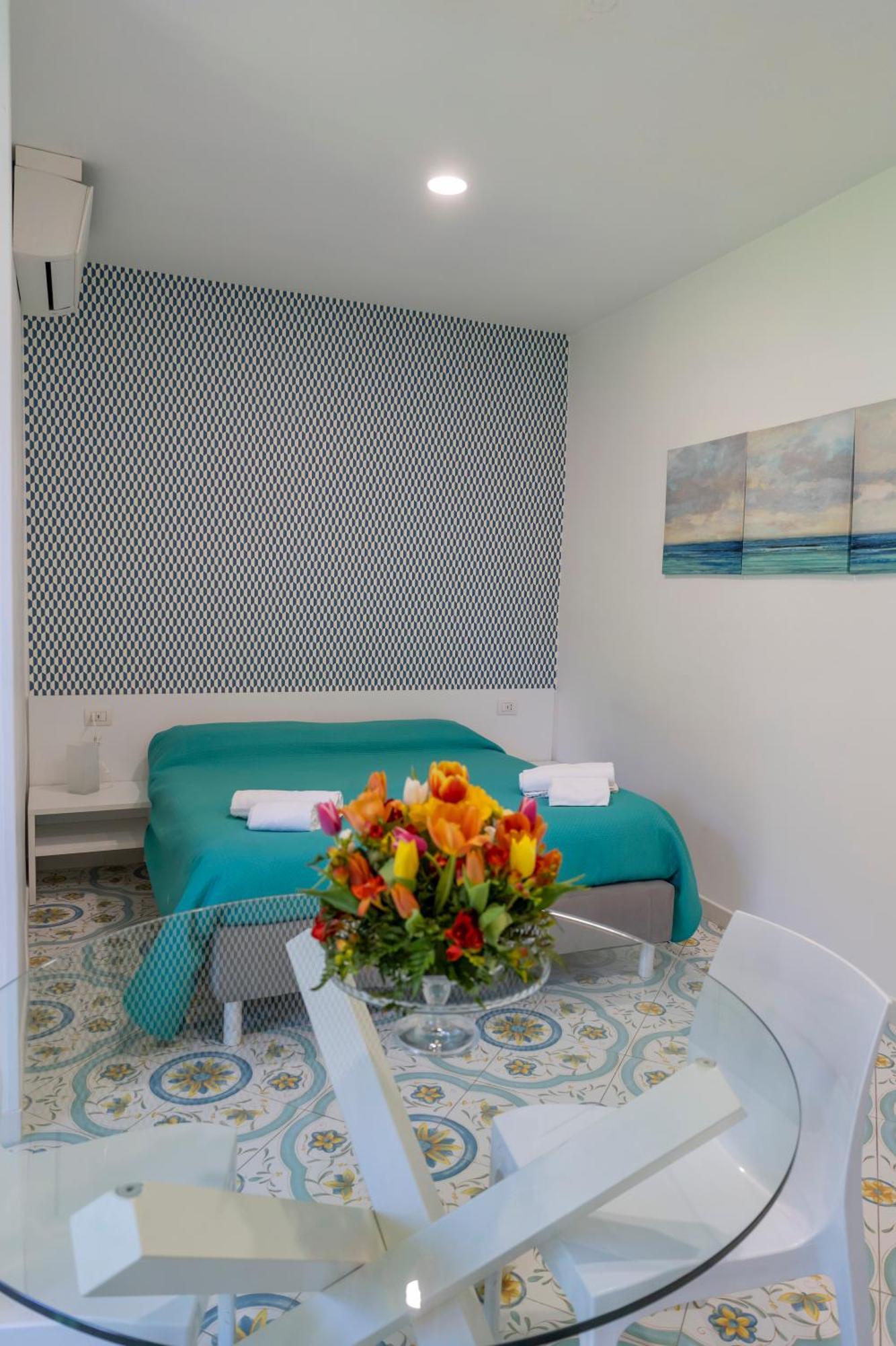 Le Suite Del Castello Castellammare di Stabia Exterior photo